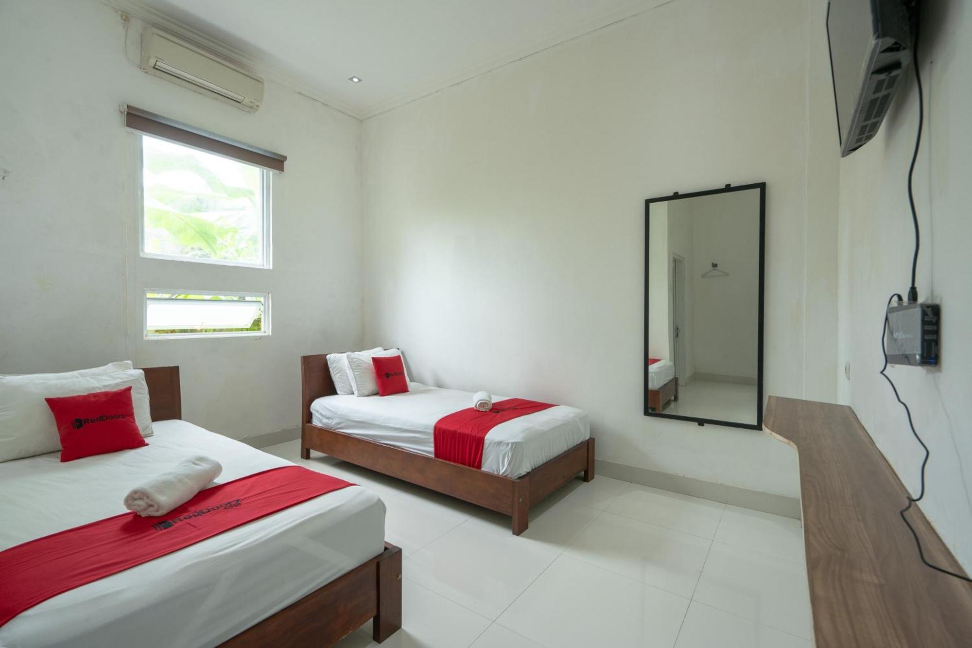 Reddoorz Near Ubud Village Sukawati Exterior foto