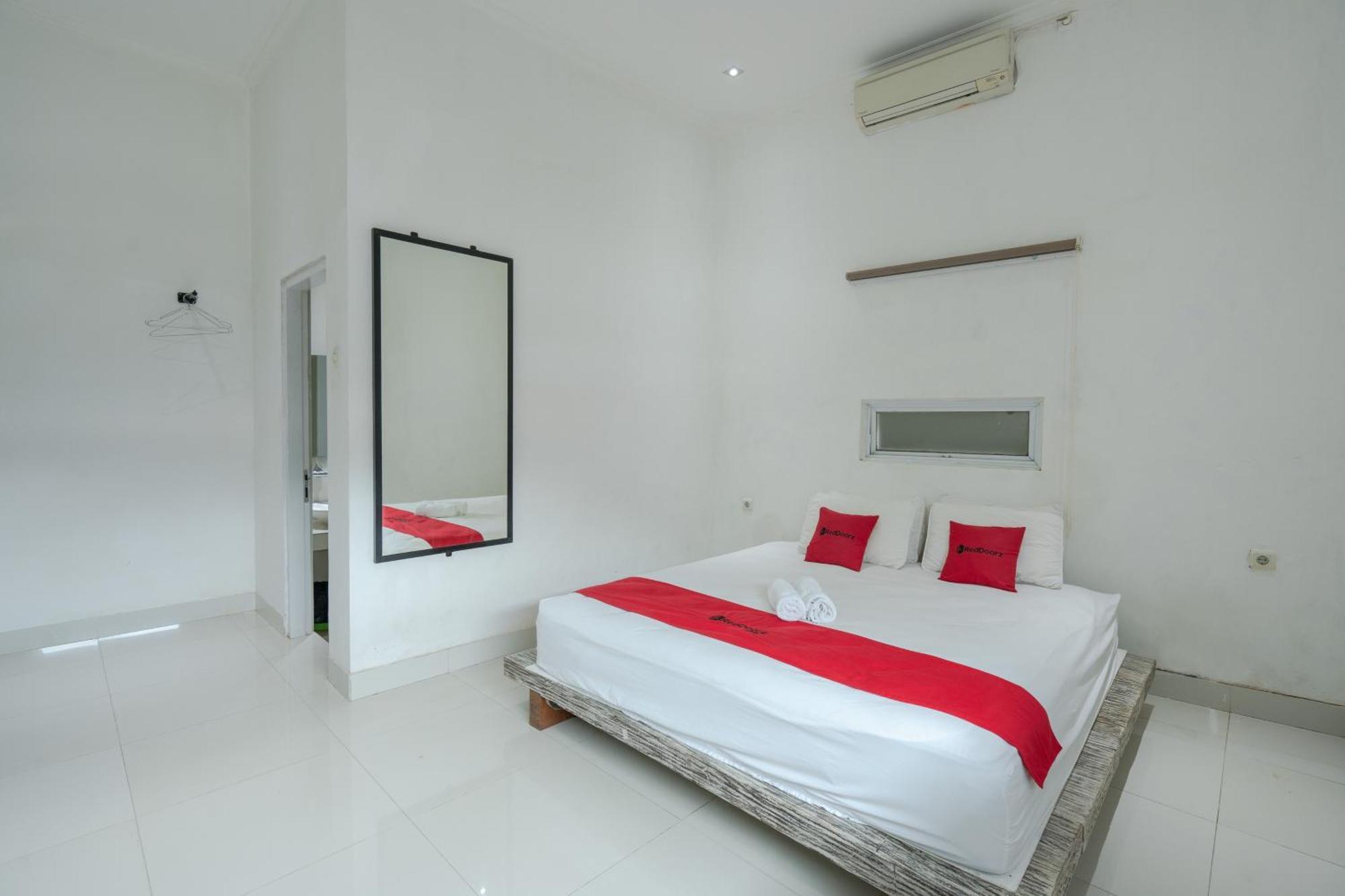 Reddoorz Near Ubud Village Sukawati Exterior foto